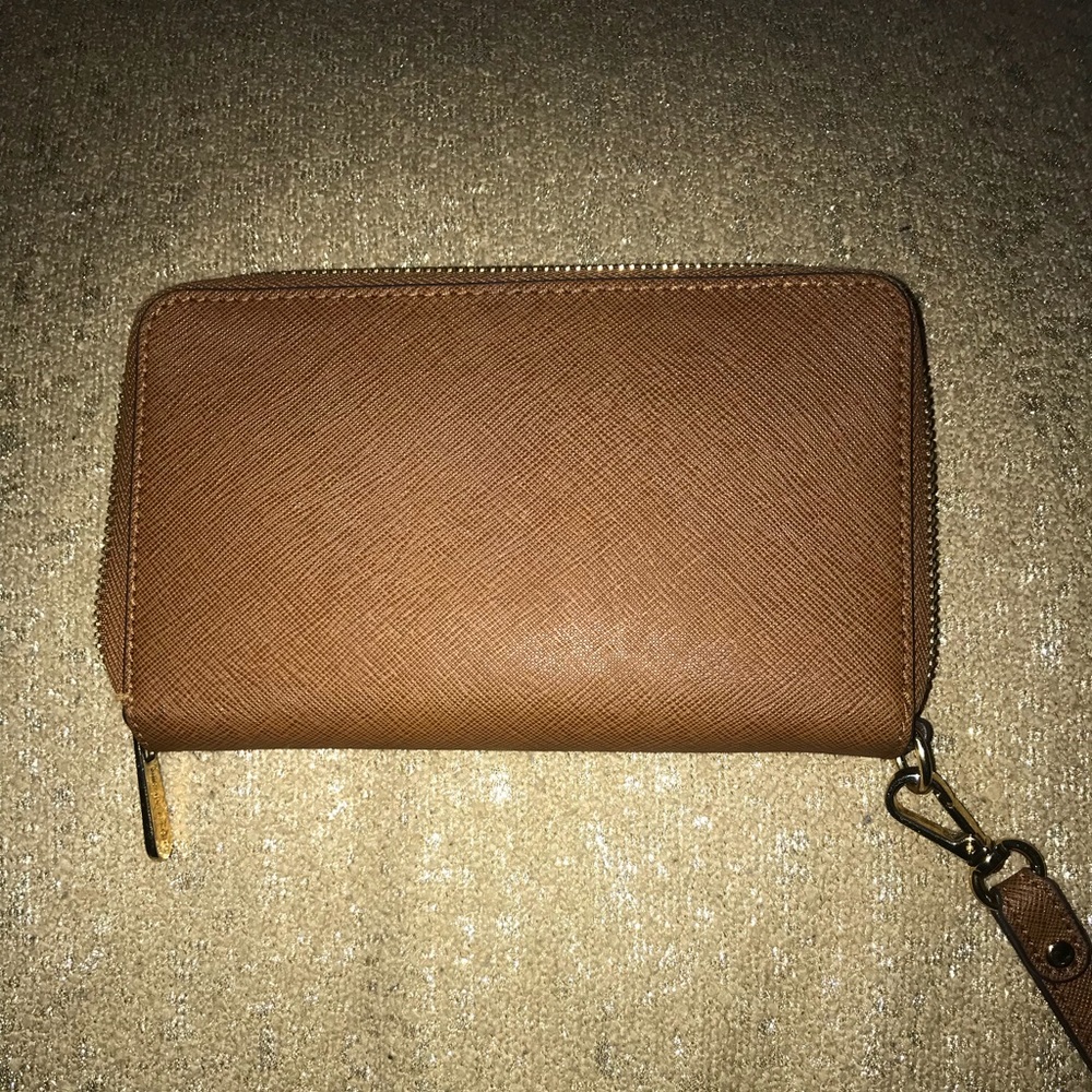 Michael Kors wallet - Picture 2 of 3